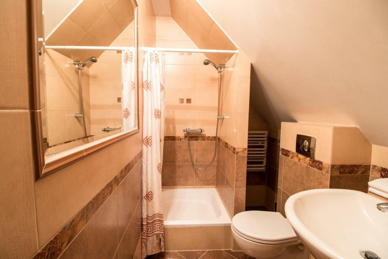 Apartament Dom Tomusik *